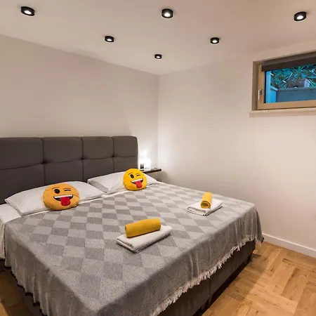 Martinis Apartment *