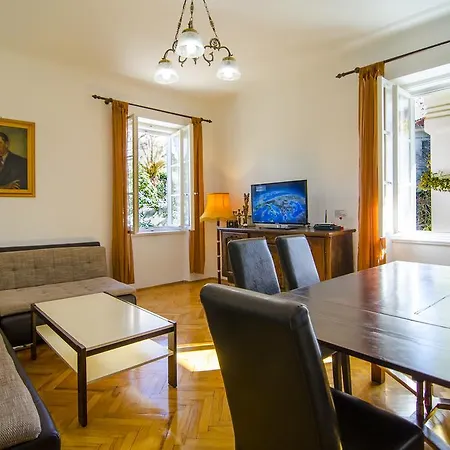 Martinis Apartment Split