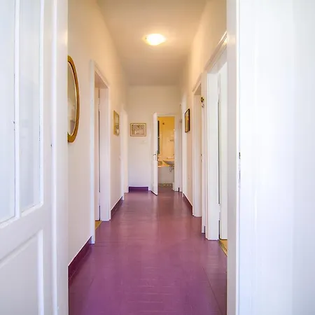 Martinis Apartment