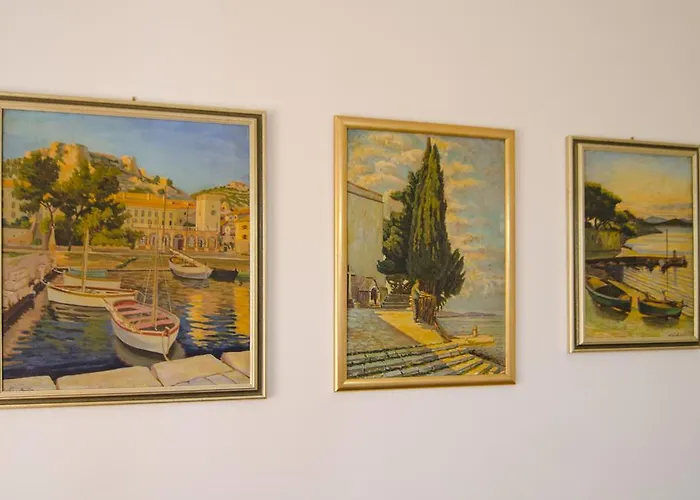 Martinis شقة سبليت